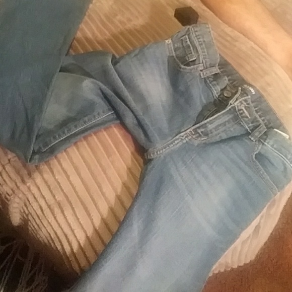 Clothes - Picture 3 of 3